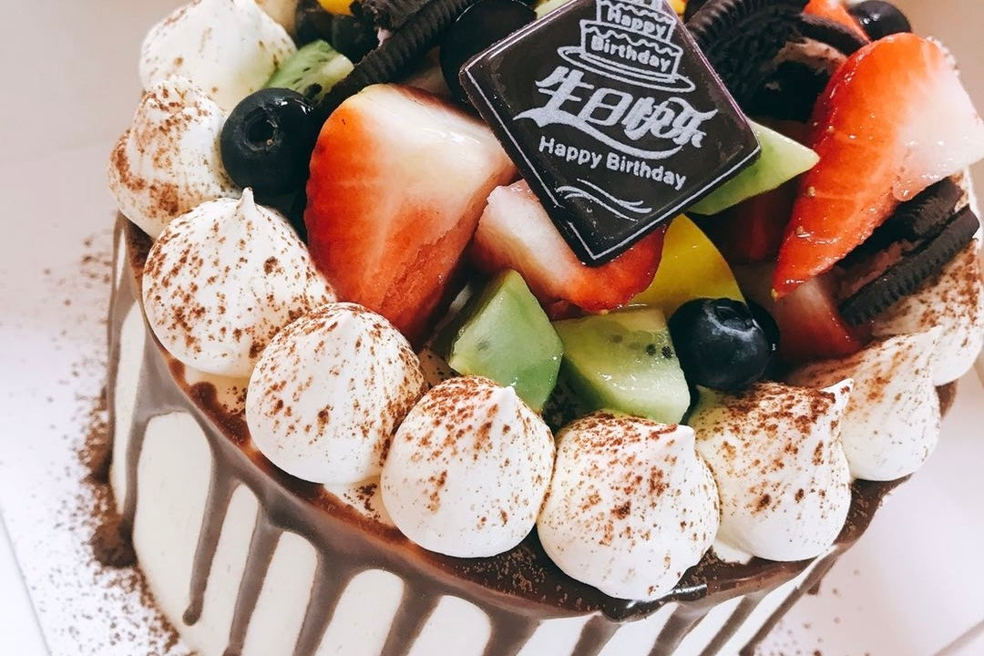 Classic 4 Chocolate Drip Fresh Fruit Cake